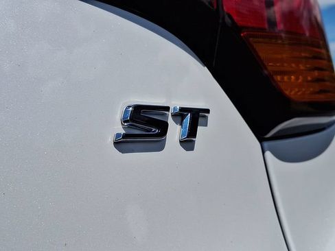 Used 2022 Buick Encore GX Select w/ Sport Touring Package AWD/4WD image 31
