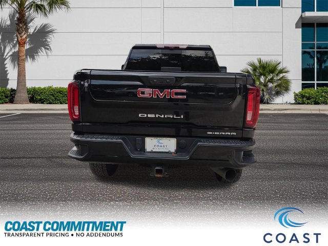 Certified 2022 GMC Sierra 2500 Denali w/ Denali Black Diamond Edition AWD/4WD image 7