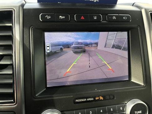 Certified 2020 Ford Expedition Platinum image 16