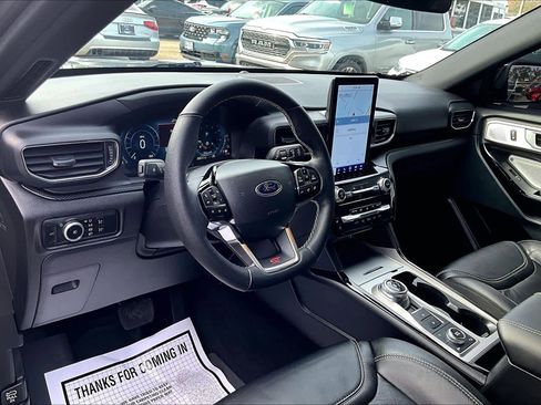 Certified 2023 Ford Explorer ST w/ Equipment Group 401A image 17