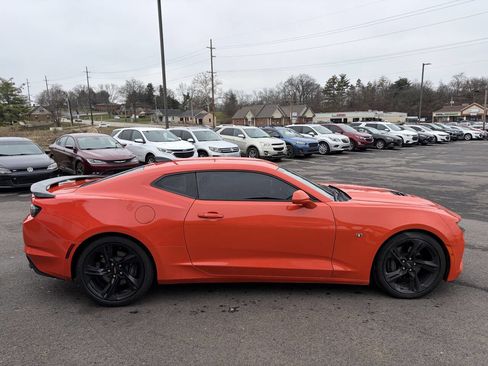 Used 2019 Chevrolet Camaro SS image 6