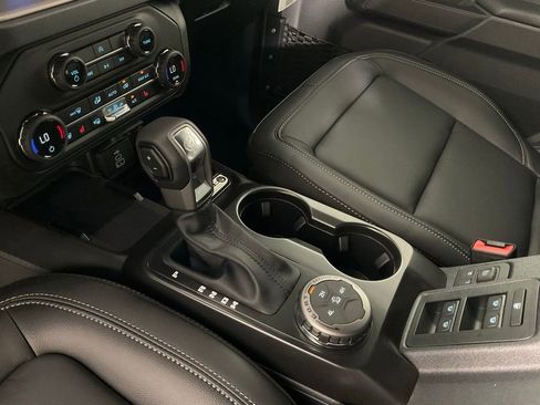 New 2026 Ford Bronco Outer Banks AWD/4WD image 18