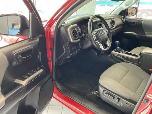 Used 2021 Toyota Tacoma SR5 image 10