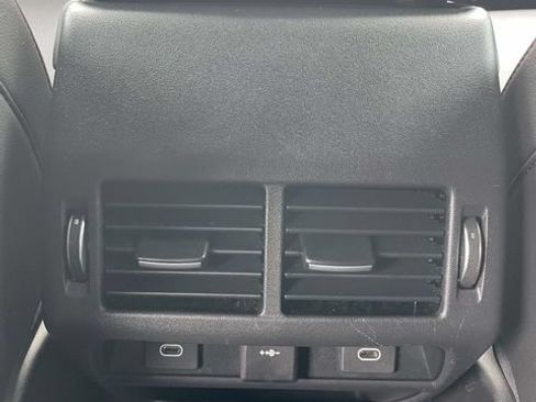 Used 2023 Land Rover Discovery Sport SE R-Dynamic AWD/4WD image 21