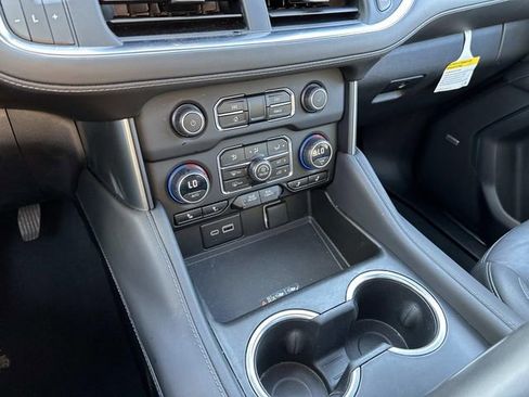 Used 2023 Chevrolet Tahoe LT w/ Luxury Package image 28