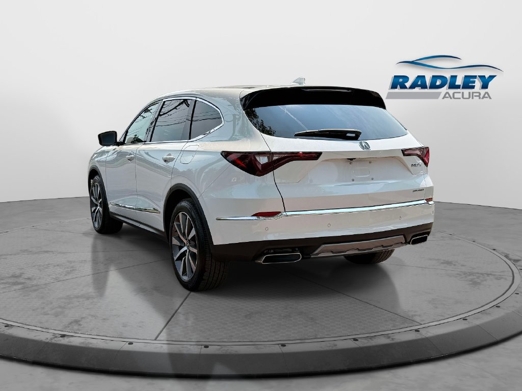 Certified 2025 Acura MDX w/ Technology Package AWD/4WD image 5