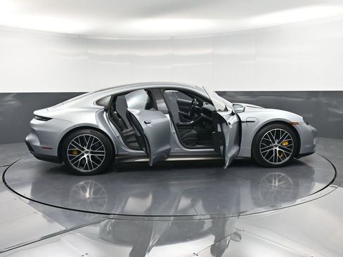 Certified 2025 Porsche Taycan Turbo image 38
