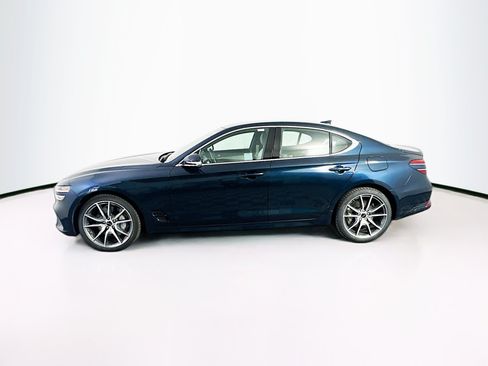Used 2025 Genesis G70 2.5T RWD image 4