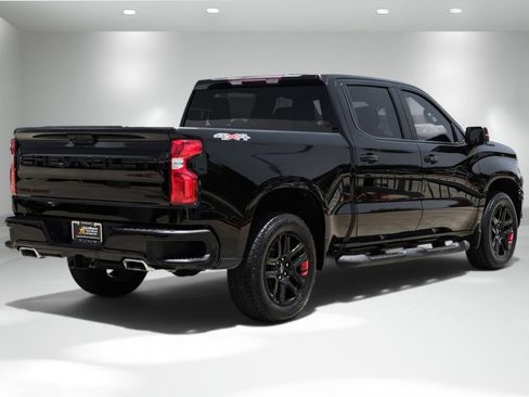 Used 2023 Chevrolet Silverado 1500 RST w/ Redline Edition AWD/4WD image 6