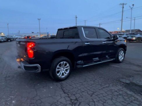 Used 2022 Chevrolet Silverado 1500 LTZ w/ LTZ Premium Package image 8