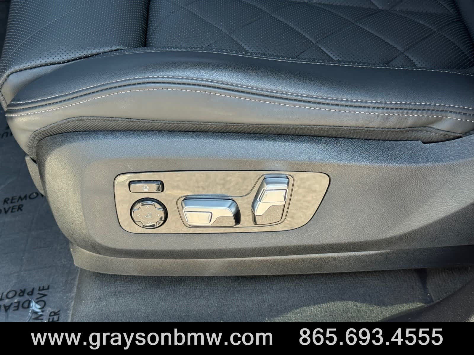 Used 2024 BMW X7 xDrive40i AWD/4WD image 13
