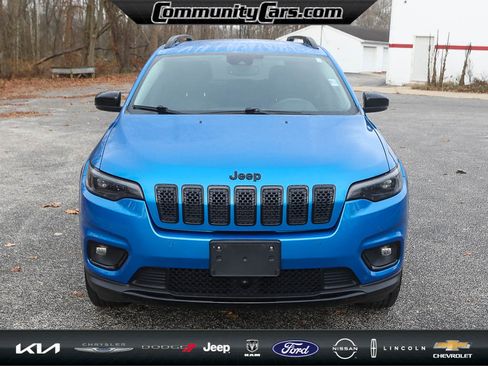 Used 2023 Jeep Cherokee Altitude Lux image 10