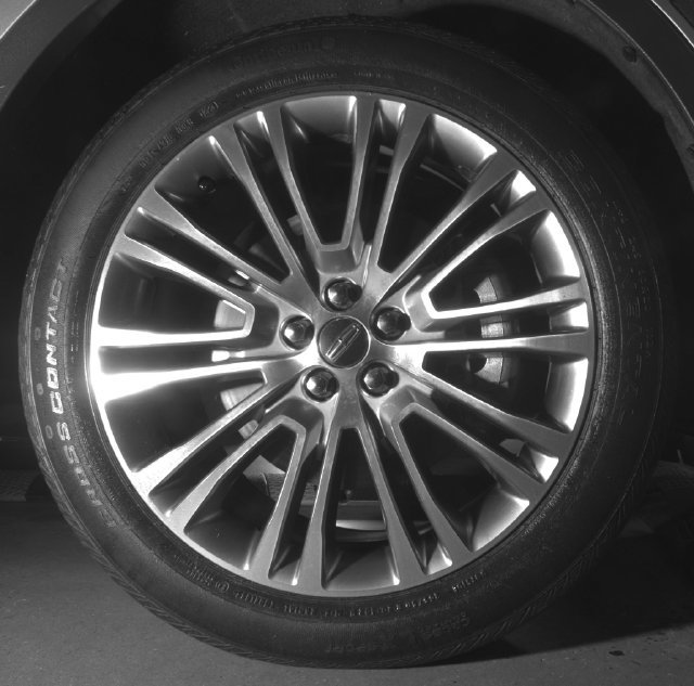 Used 2016 Lincoln MKX Reserve w/ Technology Package FWD image 11