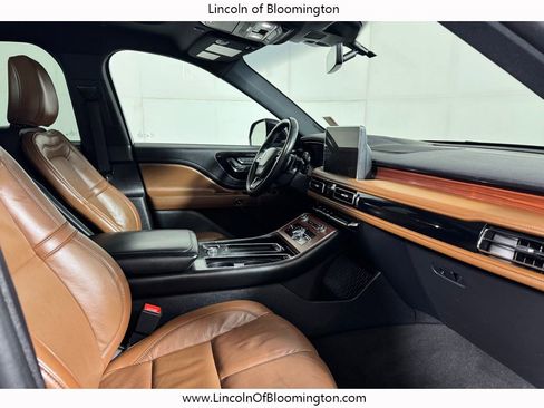 Certified 2023 Lincoln Aviator Grand Touring w/ Equipment Group 301A AWD/4WD image 16