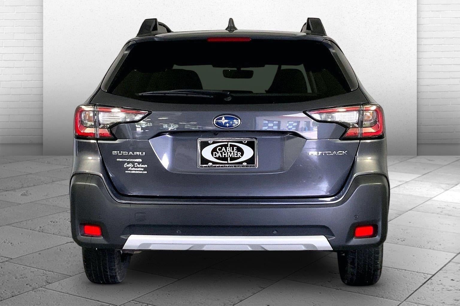 Used 2024 Subaru Outback Limited AWD/4WD image 3