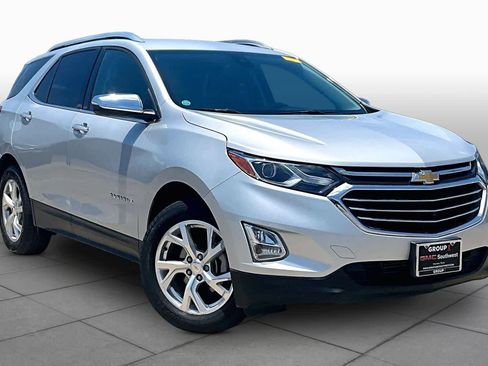 Used 2018 Chevrolet Equinox Premier AWD/4WD image 3