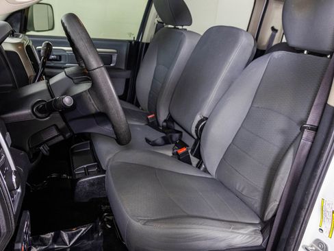 Used 2014 RAM 2500 SLT image 15