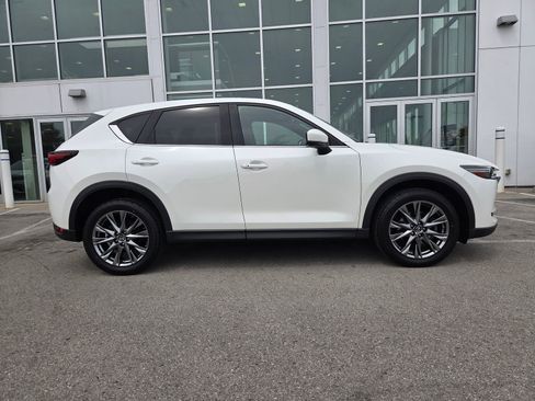 Used 2019 MAZDA CX-5 Signature AWD/4WD image 2
