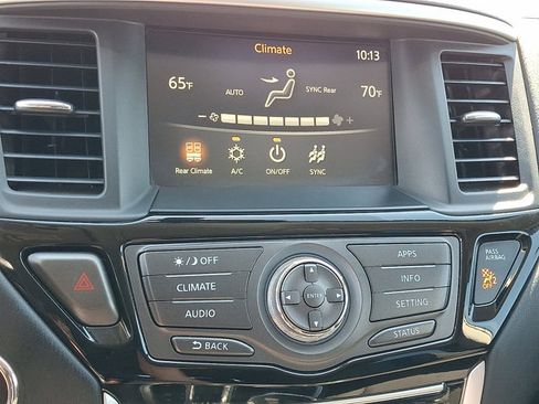 Used 2020 Nissan Pathfinder SV AWD/4WD image 19