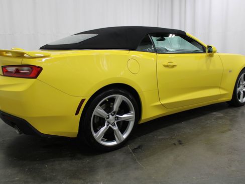 Used 2017 Chevrolet Camaro SS RWD image 6