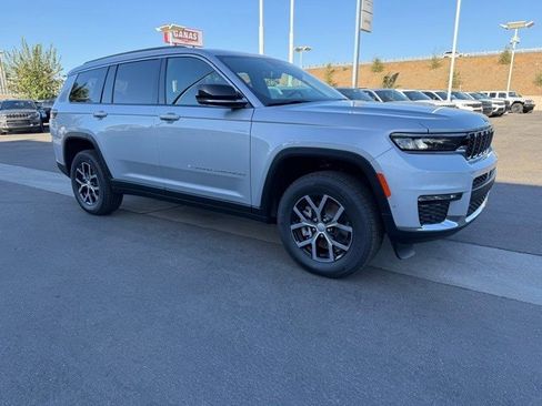 New 2025 Jeep Grand Cherokee L Limited w/ Luxury Tech Group II image 8