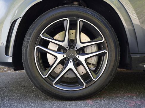 Used 2023 Mercedes-Benz GLE 53 AMG 4MATIC image 10