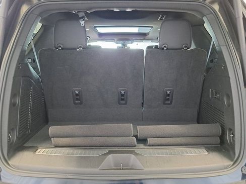 Used 2022 Chevrolet Tahoe Z71 w/ Luxury Package image 32