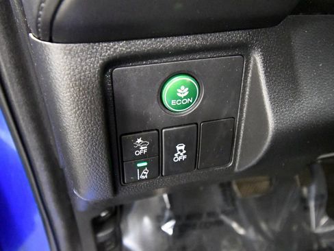 Certified 2020 Honda HR-V Touring image 19
