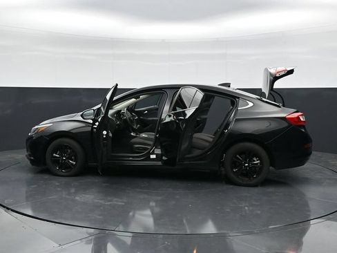 Used 2016 Chevrolet Cruze LT w/ LT Convenience Package FWD image 47