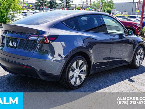 Used 2021 Tesla Model Y Long Range AWD/4WD image 6