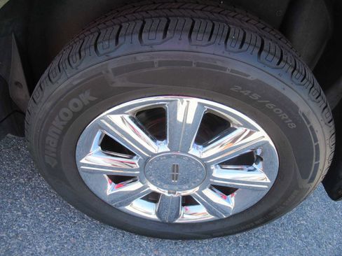 Used 2008 Lincoln MKX AWD image 10