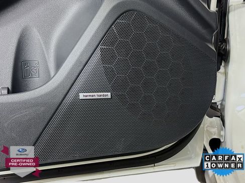 Certified 2025 Subaru Crosstrek 2.5i Limited w/ Crosstrek Mirror Package image 18