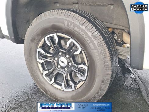 Used 2023 Chevrolet Silverado 1500 ZR2 w/ Technology Package image 25