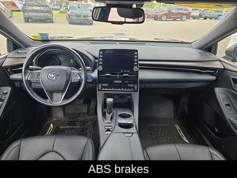 Used 2020 Toyota Avalon XLE w/ Moonroof Package FWD image 15