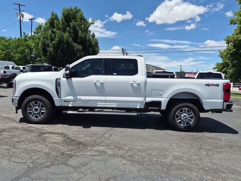 Used 2024 Ford F350 Lariat AWD/4WD image 10