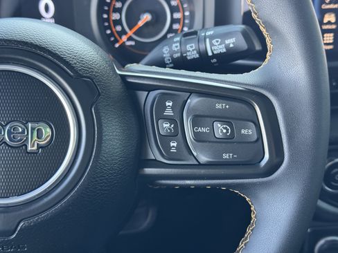 Used 2024 Jeep Wrangler Sport S image 32