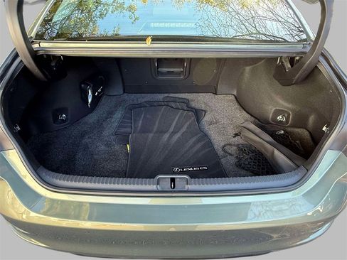 Used 2019 Lexus ES 350 Luxury w/ Accessory Package image 17