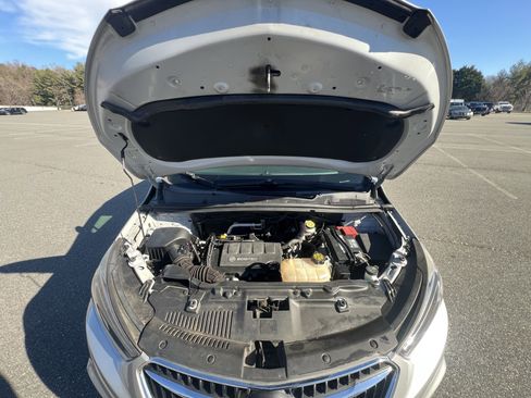 Used 2019 Buick Encore Preferred w/ Safety Package image 10