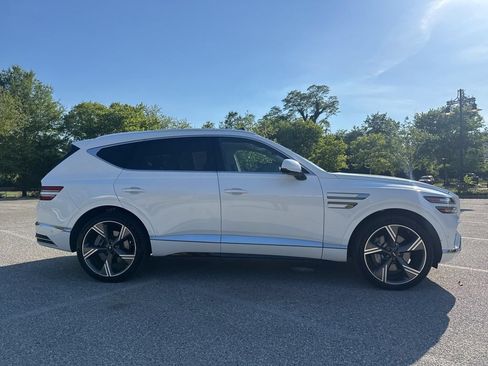 Used 2025 Genesis GV80 3.5T Prestige AWD/4WD image 11