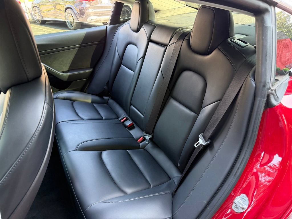 Used 2020 Tesla Model 3 Standard Range RWD image 31