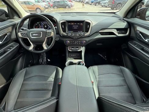 Used 2022 GMC Terrain Denali w/ Denali Premium Package AWD/4WD image 14