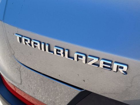 Used 2023 Chevrolet TrailBlazer LS image 6