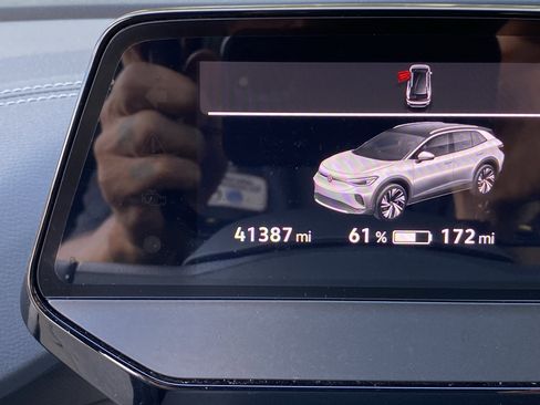 Used 2023 Volkswagen ID.4 Pro S RWD image 5