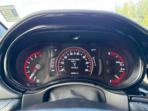 Used 2023 Dodge Durango SXT w/ SXT Blacktop Group AWD/4WD image 19