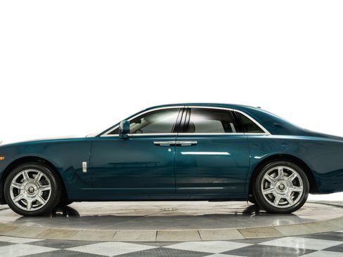 Used 2010 Rolls-Royce Ghost image 6