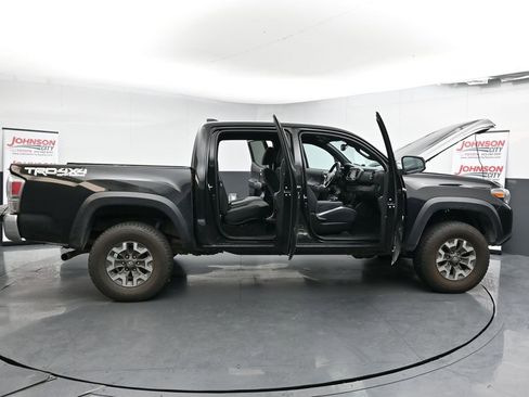 Used 2023 Toyota Tacoma TRD Off-Road image 27