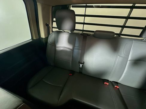 Used 2019 RAM 3500 Tradesman w/ Chrome Appearance Group AWD/4WD image 12