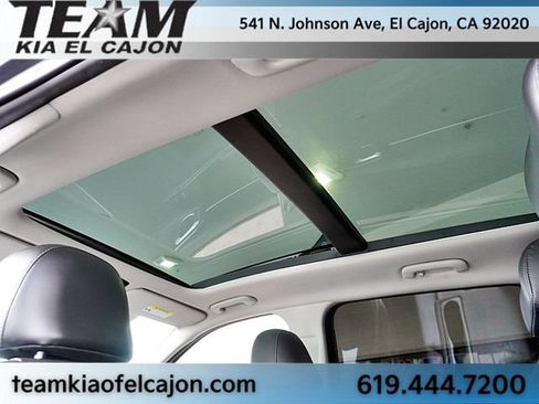 Certified 2023 Kia Sorento S w/ Panoramic Sunroof Package FWD image 17