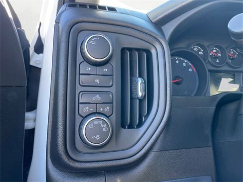 Used 2022 Chevrolet Silverado 2500 W/T w/ WT Fleet Convenience Package image 19