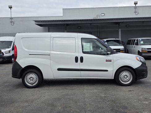 Used 2021 RAM ProMaster City Tradesman image 10